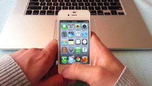 How to unlock iPhone 4